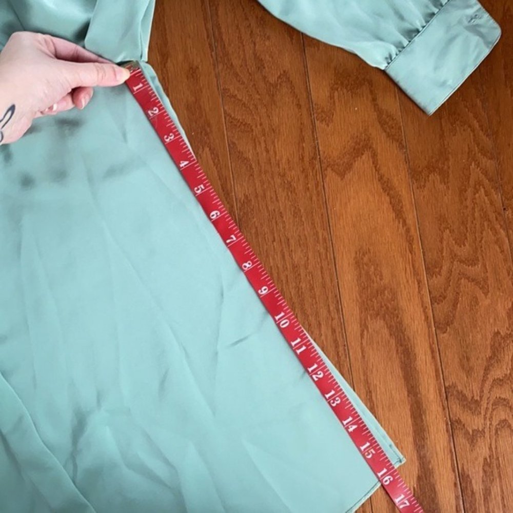 St. John Green Polyester Button Down Blouse - image 8